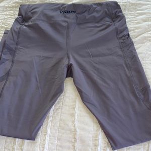 Virus intl low rise 23-25in crop leggings